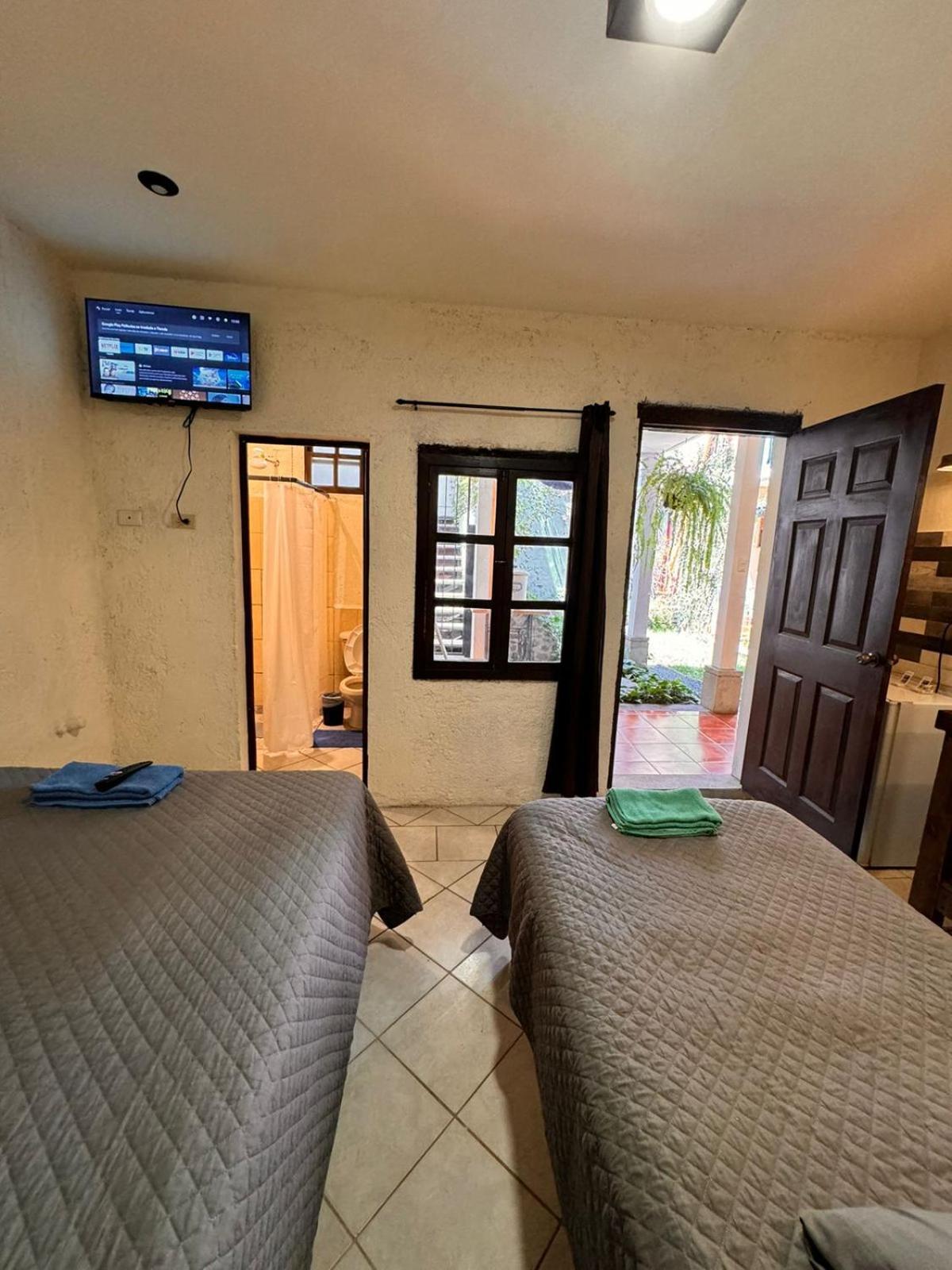 Cristales De Antigua Casa Cristal Hotel Ngoại thất bức ảnh